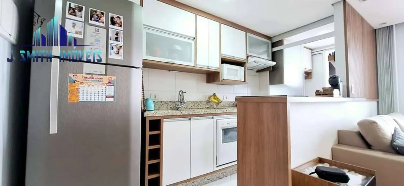 Foto 8 de Apartamento com 3 quartos à venda, 61m2 em Jardim Marilu, Carapicuiba - SP