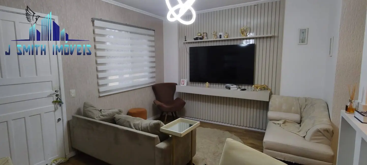 Casa com 2 quartos à venda, 65m2 em Chácara Canta Galo, Cotia - SP - imagem 2 Foto 2 de Casa com 2 quartos à venda, 65m2 em Chácara Canta Galo, Cotia - SP