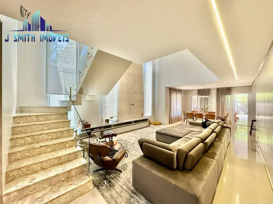 Foto 3 de Casa com 5 quartos à venda, 402m2 em Jardim do Golf I, Jandira - SP