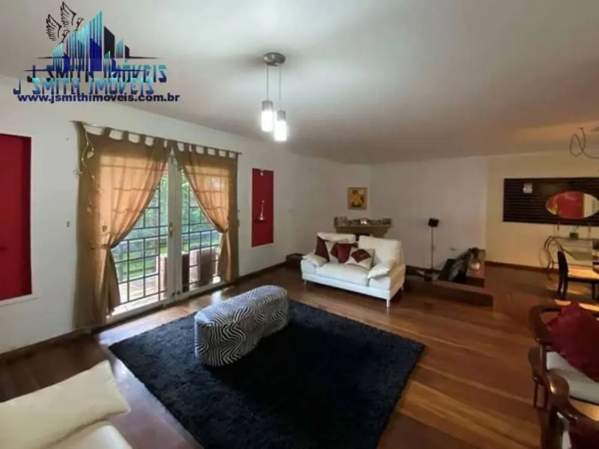 Foto 1 de Casa com 5 quartos para alugar, 780m2 em Chácara dos Junqueiras, Carapicuiba - SP