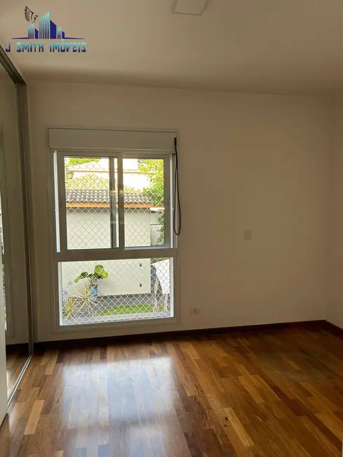 Casa de Condomínio com 3 quartos para alugar, 550m2 em Carapicuiba - SP - imagem 8 Foto 8 de Casa de Condomínio com 3 quartos para alugar, 550m2 em Carapicuiba - SP