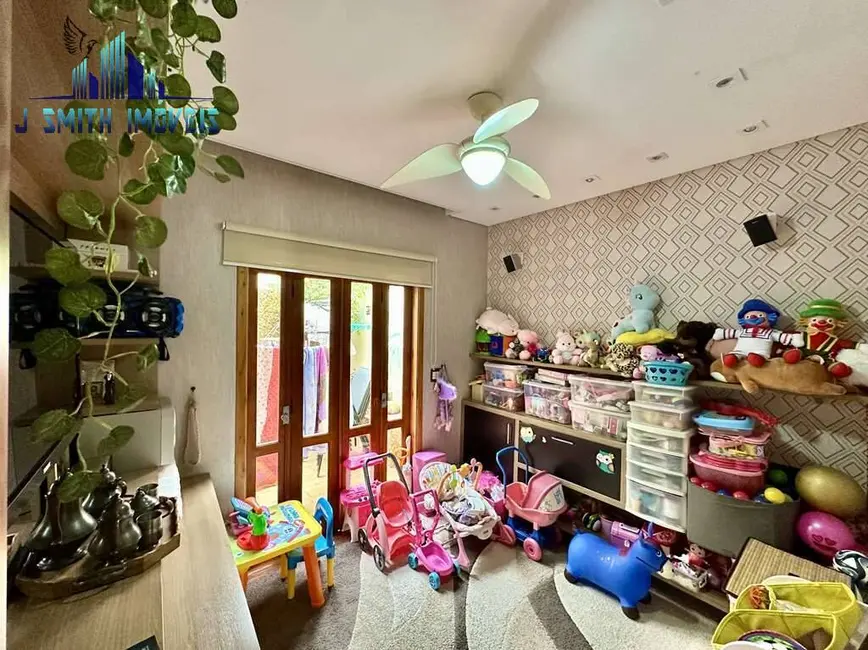 Casa com 3 quartos à venda e para alugar, 131m2 em Jardim Rebelato, Cotia - SP - imagem 8 Foto 8 de Casa com 3 quartos à venda e para alugar, 131m2 em Jardim Rebelato, Cotia - SP