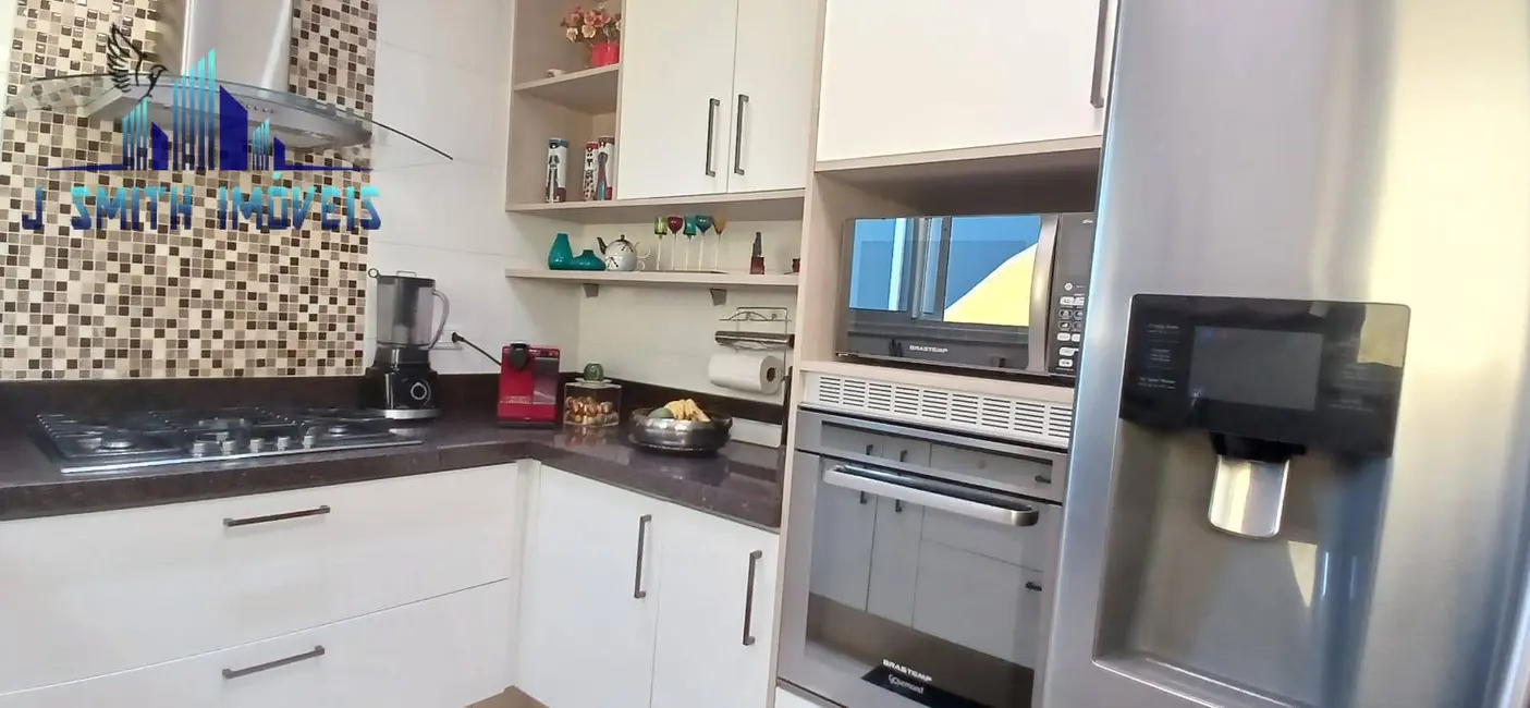 Foto 9 de Casa com 3 quartos à venda, 217m2 em Jardim Lambreta, Cotia - SP