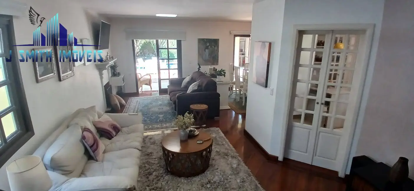 Foto 3 de Casa com 3 quartos à venda, 217m2 em Jardim Lambreta, Cotia - SP