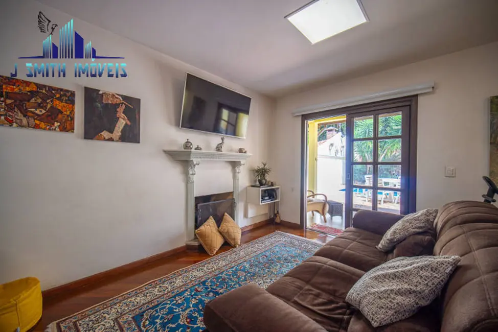 Foto 4 de Casa com 3 quartos à venda, 217m2 em Jardim Lambreta, Cotia - SP