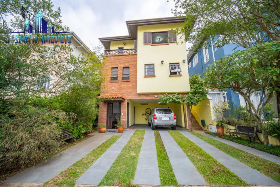 Foto 1 de Casa com 3 quartos à venda, 217m2 em Jardim Lambreta, Cotia - SP