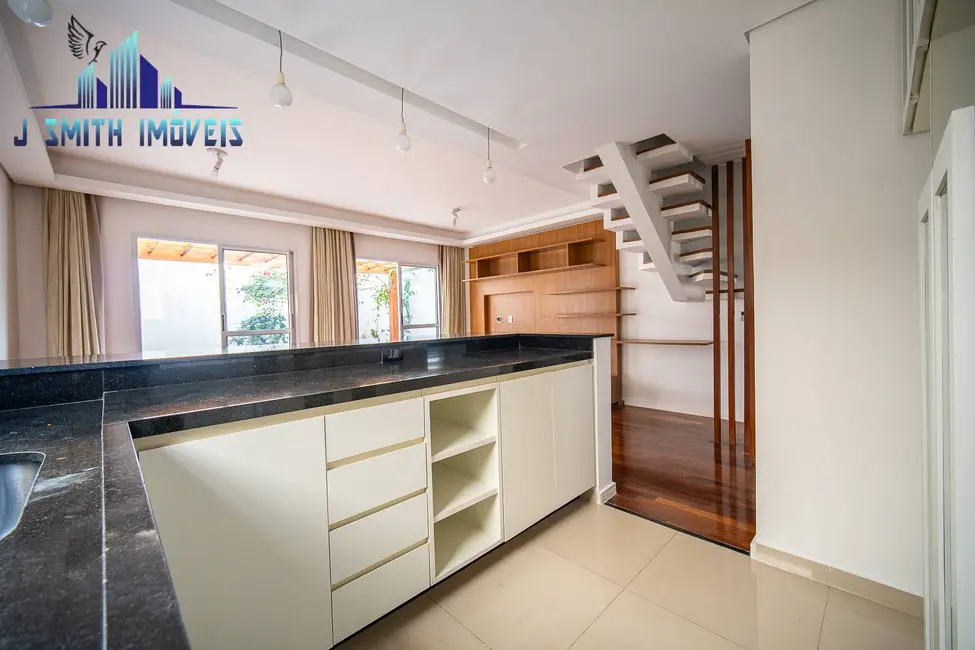 Foto 4 de Casa com 3 quartos à venda, 96m2 em Chácara Quiriri, Carapicuiba - SP