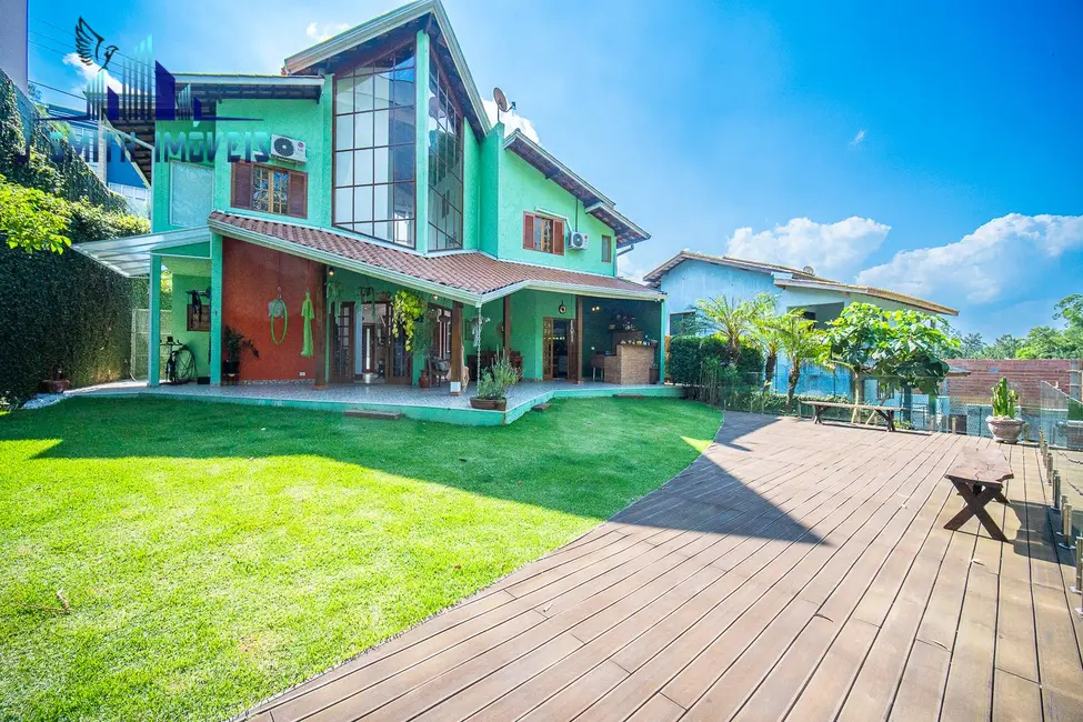 Foto 1 de Casa de Condomínio com 3 quartos à venda, 300m2 em Jardim Indaiá, Embu Das Artes - SP