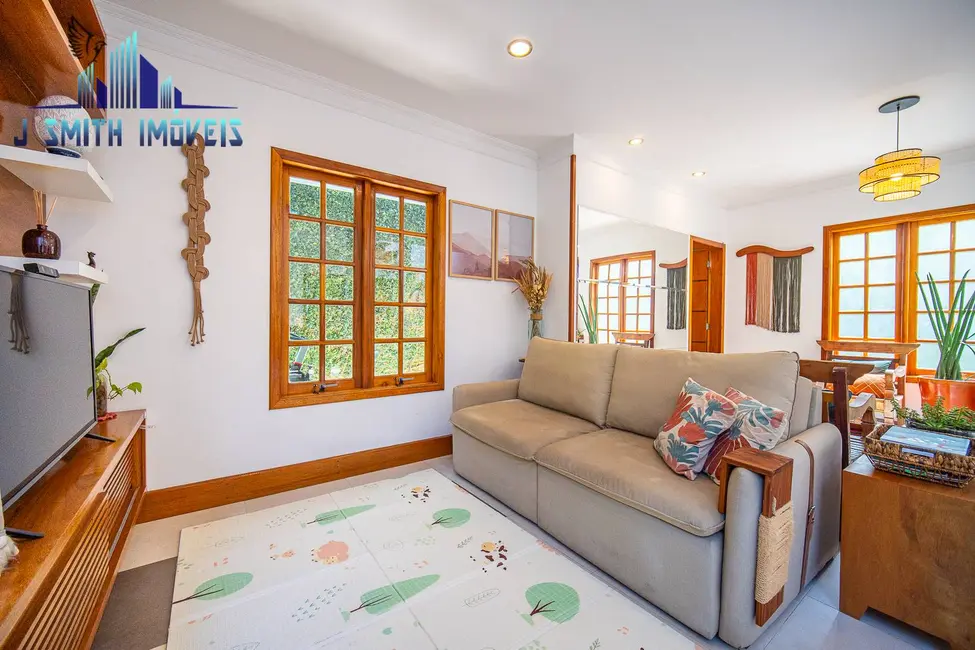 Foto 9 de Casa de Condomínio com 3 quartos à venda, 300m2 em Jardim Indaiá, Embu Das Artes - SP