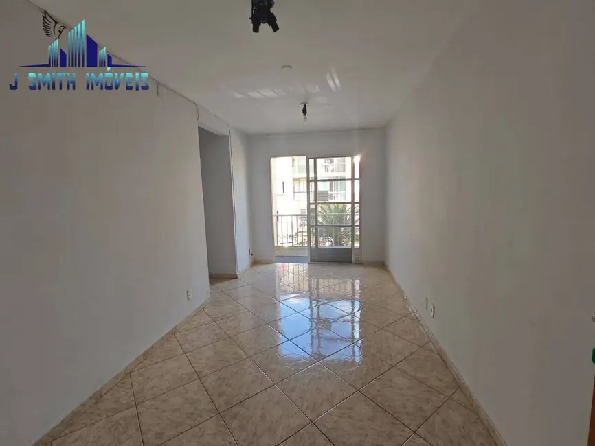 Apartamento com 3 quartos para alugar, 70m2 em Granja Viana II, Cotia - SP - imagem 3 Foto 3 de Apartamento com 3 quartos para alugar, 70m2 em Granja Viana II, Cotia - SP