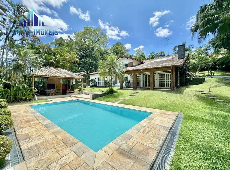 Foto 1 de Casa com 3 quartos à venda e para alugar, 457m2 em Chácara Granja Velha, Cotia - SP