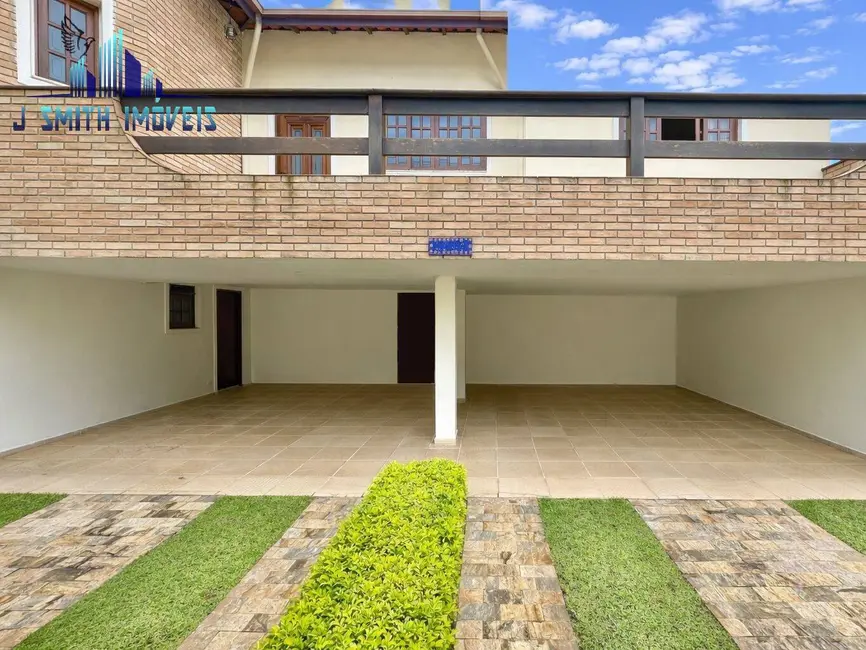 Casa com 4 quartos à venda, 423m2 em Granja Viana II, Cotia - SP - imagem 3 Foto 3 de Casa com 4 quartos à venda, 423m2 em Granja Viana II, Cotia - SP