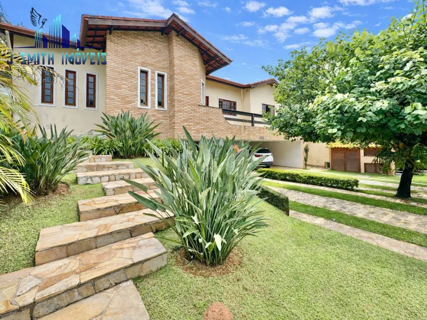 Casa com 4 quartos à venda, 423m2 em Granja Viana II, Cotia - SP - imagem 2 Foto 2 de Casa com 4 quartos à venda, 423m2 em Granja Viana II, Cotia - SP