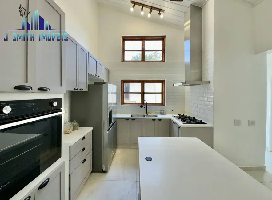 Foto 6 de Casa com 4 quartos à venda, 243m2 em Petit Village, Cotia - SP