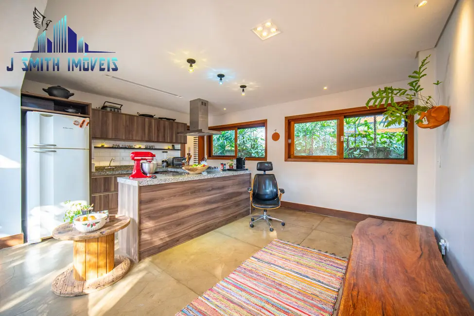 Foto 8 de Casa com 2 quartos à venda, 156m2 em Chácara dos Junqueiras, Carapicuiba - SP