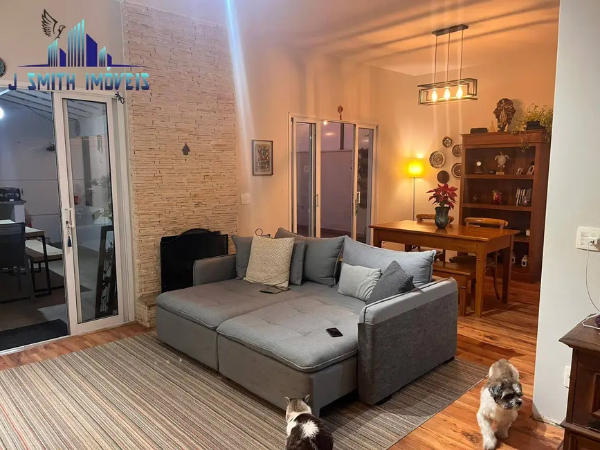 Casa de Condomínio com 4 quartos à venda, 158m2 em Jardim Maria Tereza, Cotia - SP - imagem 3 Foto 3 de Casa de Condomínio com 4 quartos à venda, 158m2 em Jardim Maria Tereza, Cotia - SP