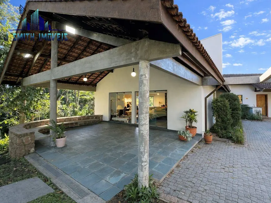 Foto 4 de Casa com 3 quartos à venda, 435m2 em Chácara dos Junqueiras, Carapicuiba - SP