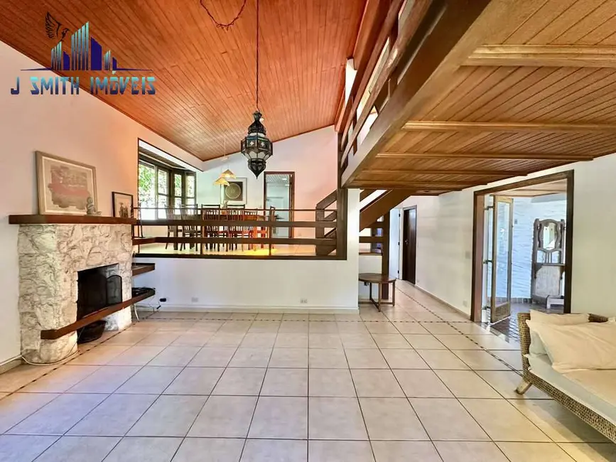 Foto 3 de Casa de Condomínio com 3 quartos à venda e para alugar, 342m2 em Algarve, Cotia - SP