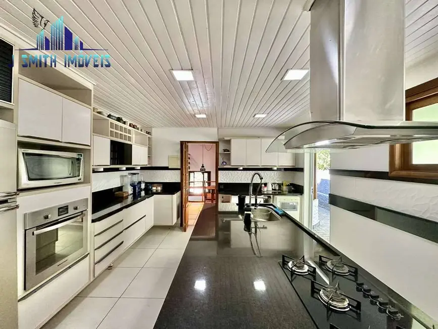 Foto 4 de Casa de Condomínio com 3 quartos à venda e para alugar, 342m2 em Algarve, Cotia - SP