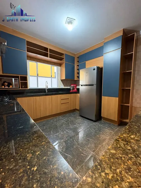 Foto 2 de Casa de Condomínio com 3 quartos à venda, 120m2 em Chácara Real (Caucaia do Alto), Cotia - SP