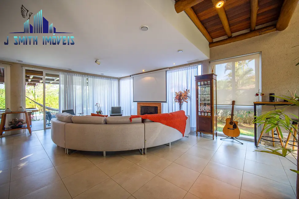 Foto 4 de Casa com 4 quartos à venda, 310m2 em Jardim Passárgada I, Cotia - SP
