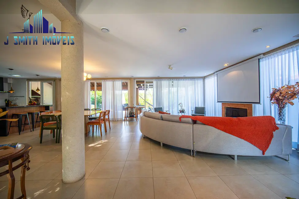 Foto 3 de Casa com 4 quartos à venda, 310m2 em Jardim Passárgada I, Cotia - SP