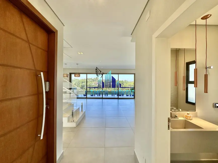 Foto 4 de Casa com 3 quartos à venda, 307m2 em Aldeia da Fazendinha, Carapicuiba - SP