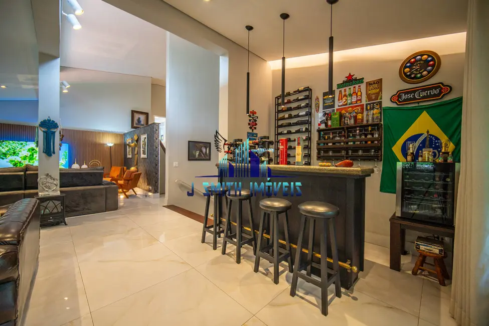 Foto 9 de Casa com 4 quartos à venda, 337m2 em Granja Viana, Cotia - SP