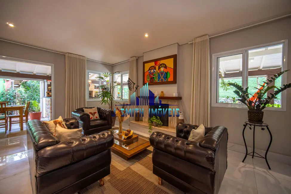Foto 6 de Casa com 4 quartos à venda, 337m2 em Granja Viana, Cotia - SP
