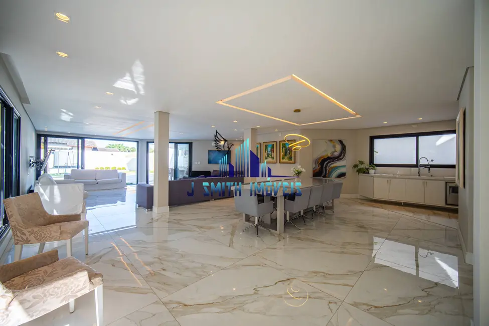 Casa com 6 quartos à venda, 520m2 em São Paulo II, Cotia - SP - imagem 3 Foto 3 de Casa com 6 quartos à venda, 520m2 em São Paulo II, Cotia - SP