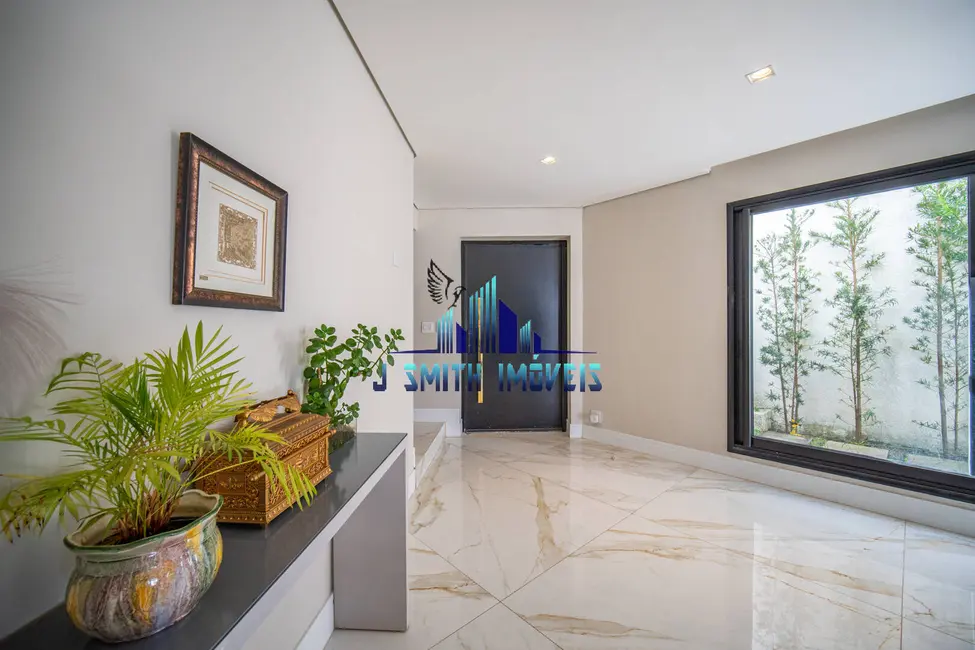Casa com 6 quartos à venda, 520m2 em São Paulo II, Cotia - SP - imagem 6 Foto 6 de Casa com 6 quartos à venda, 520m2 em São Paulo II, Cotia - SP