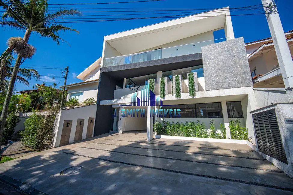 Casa com 6 quartos à venda, 520m2 em São Paulo II, Cotia - SP - imagem 1 Foto 1 de Casa com 6 quartos à venda, 520m2 em São Paulo II, Cotia - SP