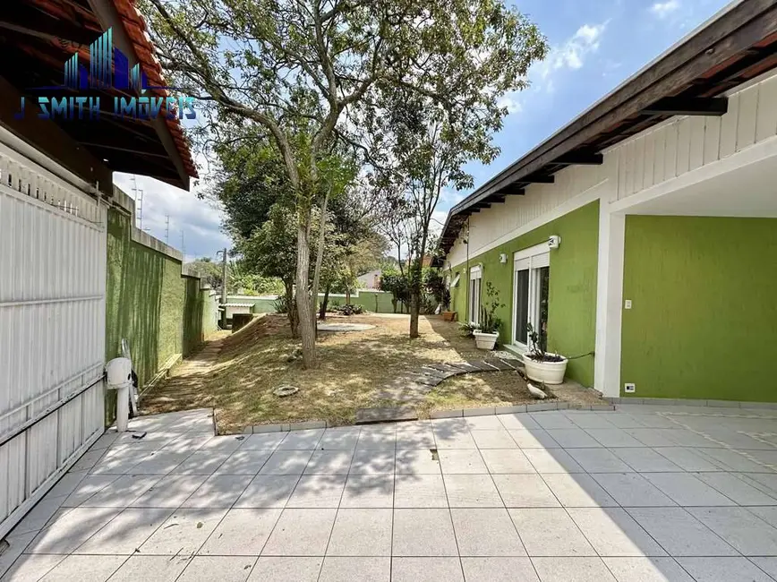 Casa com 8 quartos à venda e para alugar, 445m2 em Granja Viana, Cotia - SP - imagem 5 Foto 5 de Casa com 8 quartos à venda e para alugar, 445m2 em Granja Viana, Cotia - SP