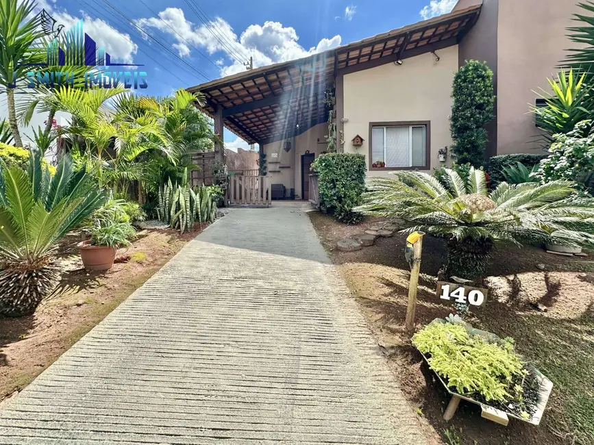 Foto 2 de Casa com 2 quartos à venda, 89m2 em Pitas, Cotia - SP