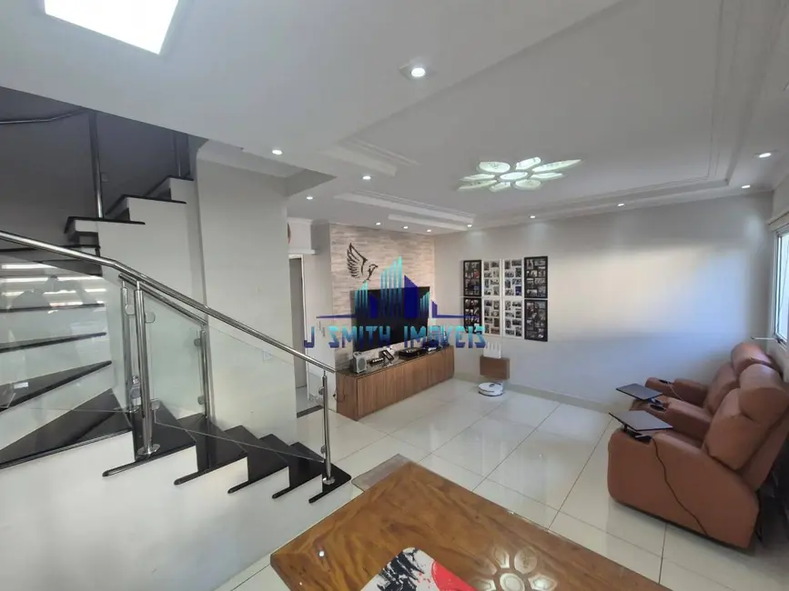 Foto 1 de Casa com 3 quartos à venda, 136m2 em Paisagem Renoir, Cotia - SP