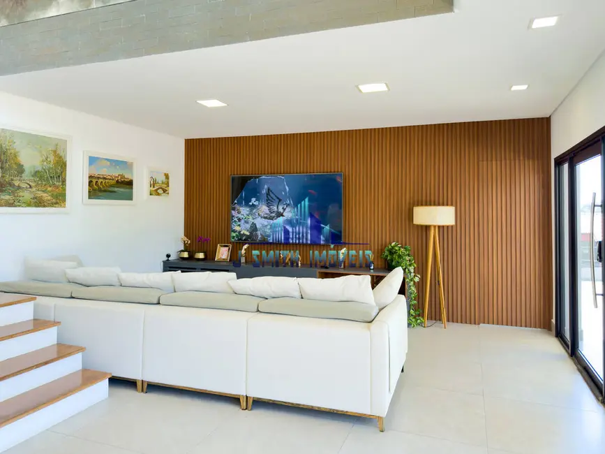 Foto 6 de Casa com 4 quartos à venda, 326m2 em Jardim Indaiá, Embu Das Artes - SP