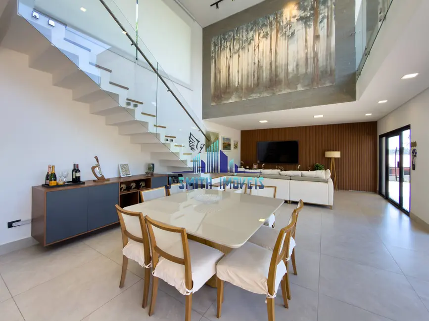 Foto 4 de Casa com 4 quartos à venda, 326m2 em Jardim Indaiá, Embu Das Artes - SP