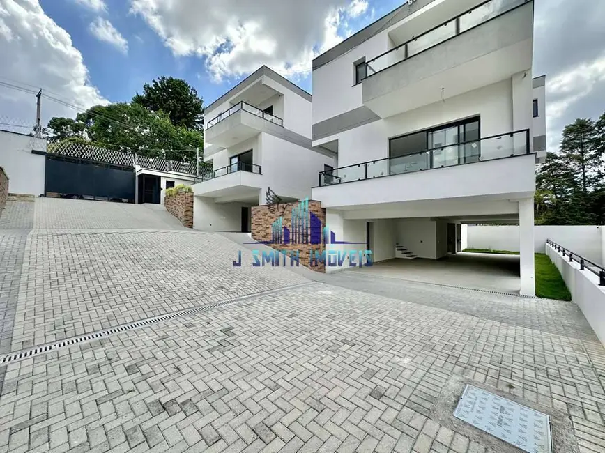 Foto 1 de Casa com 3 quartos à venda, 326m2 em Chácara do Refúgio, Carapicuiba - SP