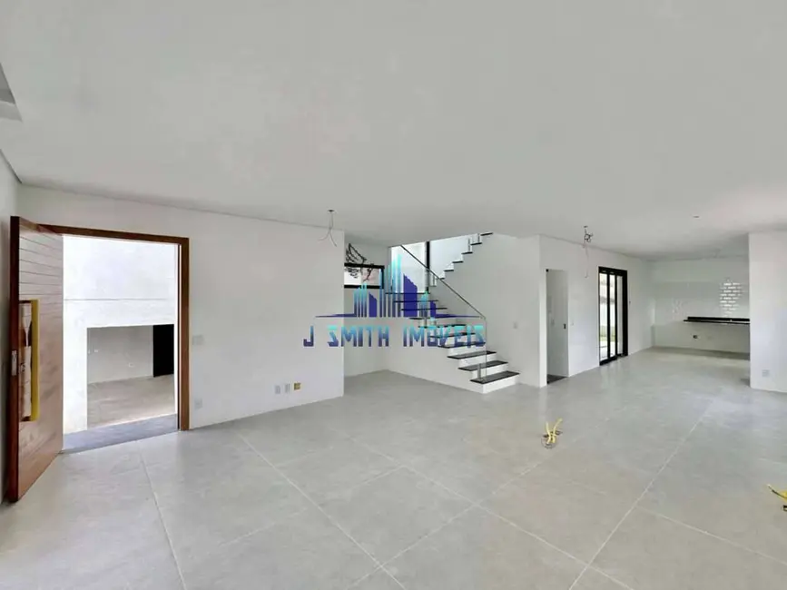 Foto 3 de Casa com 3 quartos à venda, 326m2 em Chácara do Refúgio, Carapicuiba - SP
