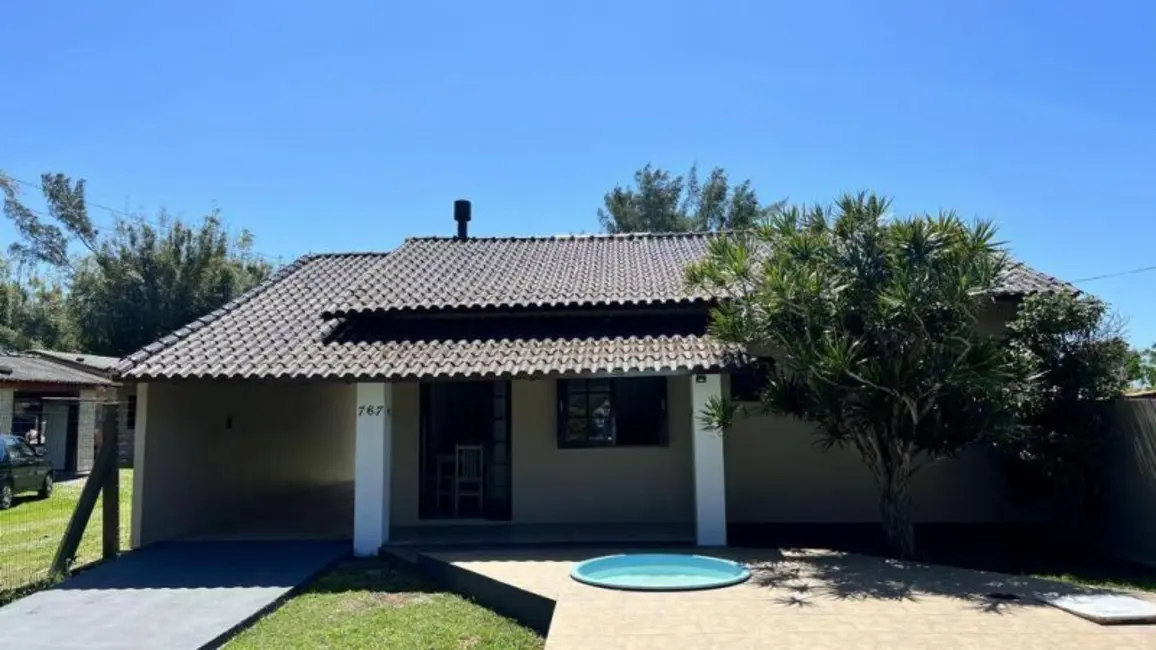 Casa com 3 quartos à venda, 112m2 em Tramandai - RS - imagem 5 Foto 5 de Casa com 3 quartos à venda, 112m2 em Tramandai - RS