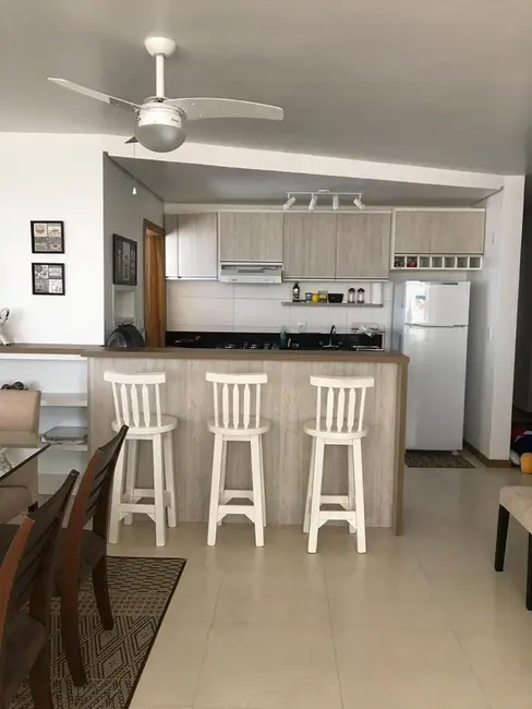 Foto 2 de Apartamento com 2 quartos à venda, 81m2 em Tramandai - RS