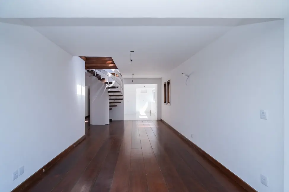 Cobertura com 3 quartos à venda, 244m2 em Auxiliadora, Porto Alegre - RS - imagem 3 Foto 3 de Cobertura com 3 quartos à venda, 244m2 em Auxiliadora, Porto Alegre - RS