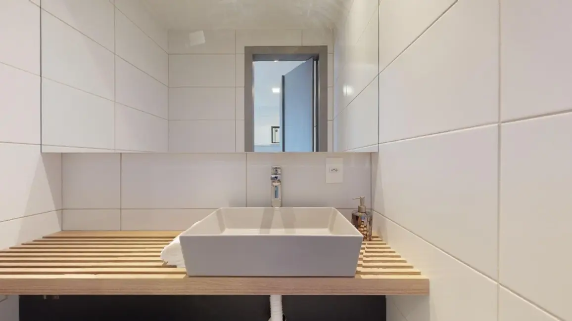 Foto 8 de Apartamento com 1 quarto à venda, 40m2 em Azenha, Porto Alegre - RS