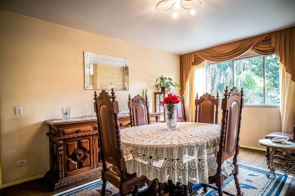 Apartamento com 3 quartos à venda, 129m2 em Bela Vista, Porto Alegre - RS - imagem 7 Foto 7 de Apartamento com 3 quartos à venda, 129m2 em Bela Vista, Porto Alegre - RS