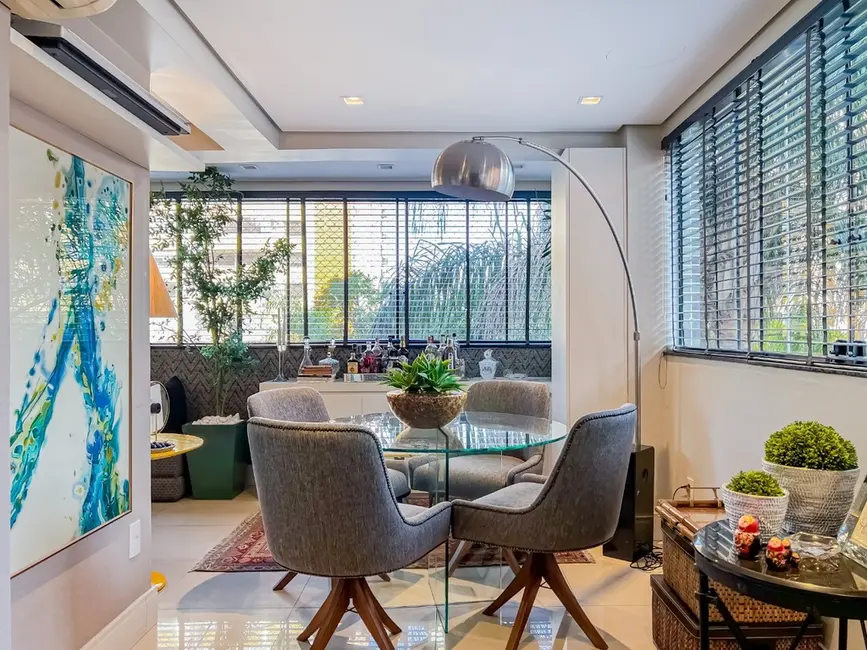 Foto 9 de Apartamento com 3 quartos à venda, 150m2 em Bela Vista, Porto Alegre - RS