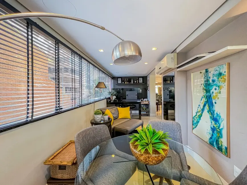 Foto 5 de Apartamento com 3 quartos à venda, 150m2 em Bela Vista, Porto Alegre - RS