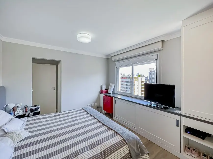 Apartamento com 2 quartos à venda, 102m2 em Bela Vista, Porto Alegre - RS - imagem 5 Foto 5 de Apartamento com 2 quartos à venda, 102m2 em Bela Vista, Porto Alegre - RS