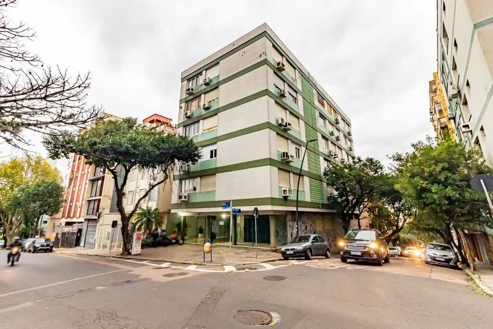 Apartamento com 2 quartos à venda, 103m2 em Centro Histórico, Porto Alegre - RS - imagem 2 Foto 2 de Apartamento com 2 quartos à venda, 103m2 em Centro Histórico, Porto Alegre - RS