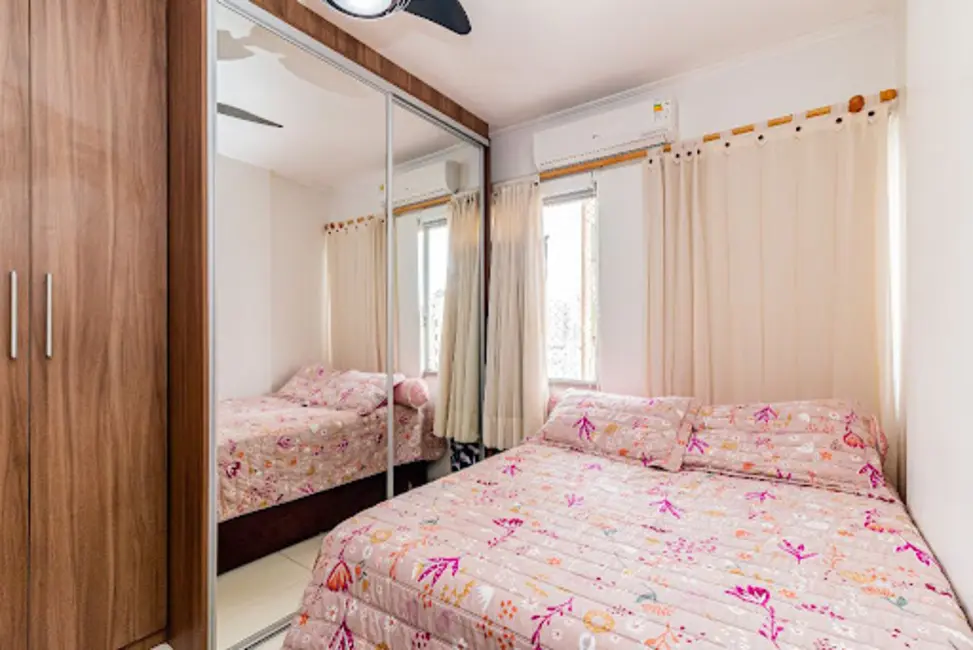 Apartamento com 2 quartos à venda, 50m2 em Centro Histórico, Porto Alegre - RS - imagem 7 Foto 7 de Apartamento com 2 quartos à venda, 50m2 em Centro Histórico, Porto Alegre - RS