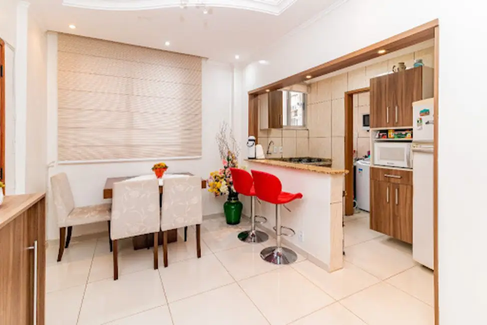 Foto 2 de Apartamento com 2 quartos à venda, 50m2 em Centro Histórico, Porto Alegre - RS